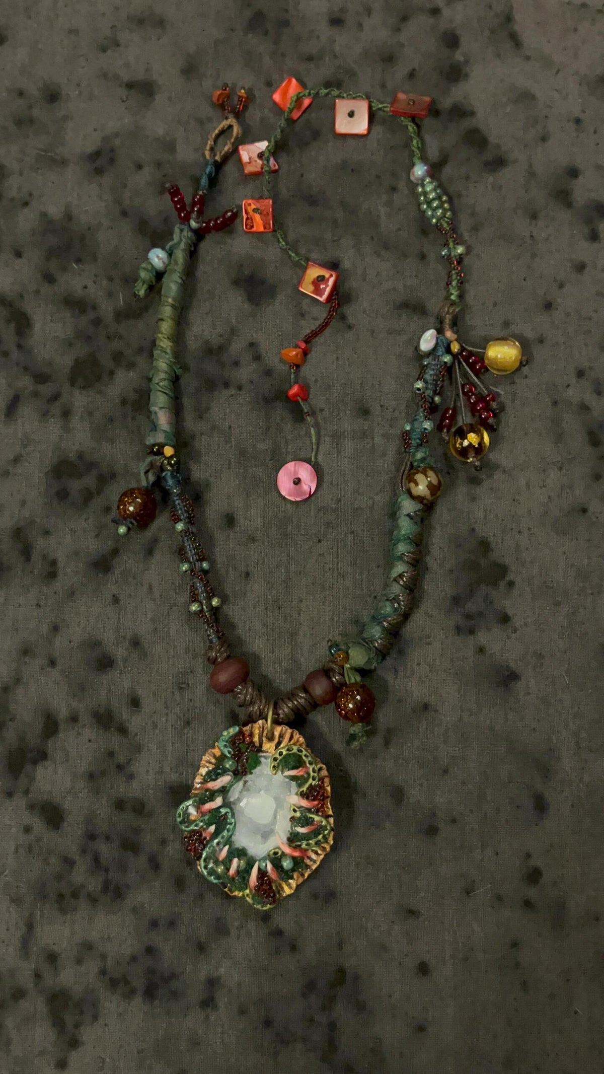 Handcrafted Tribal Beaded Necklace – Ancient Mystique, Modern Edge」