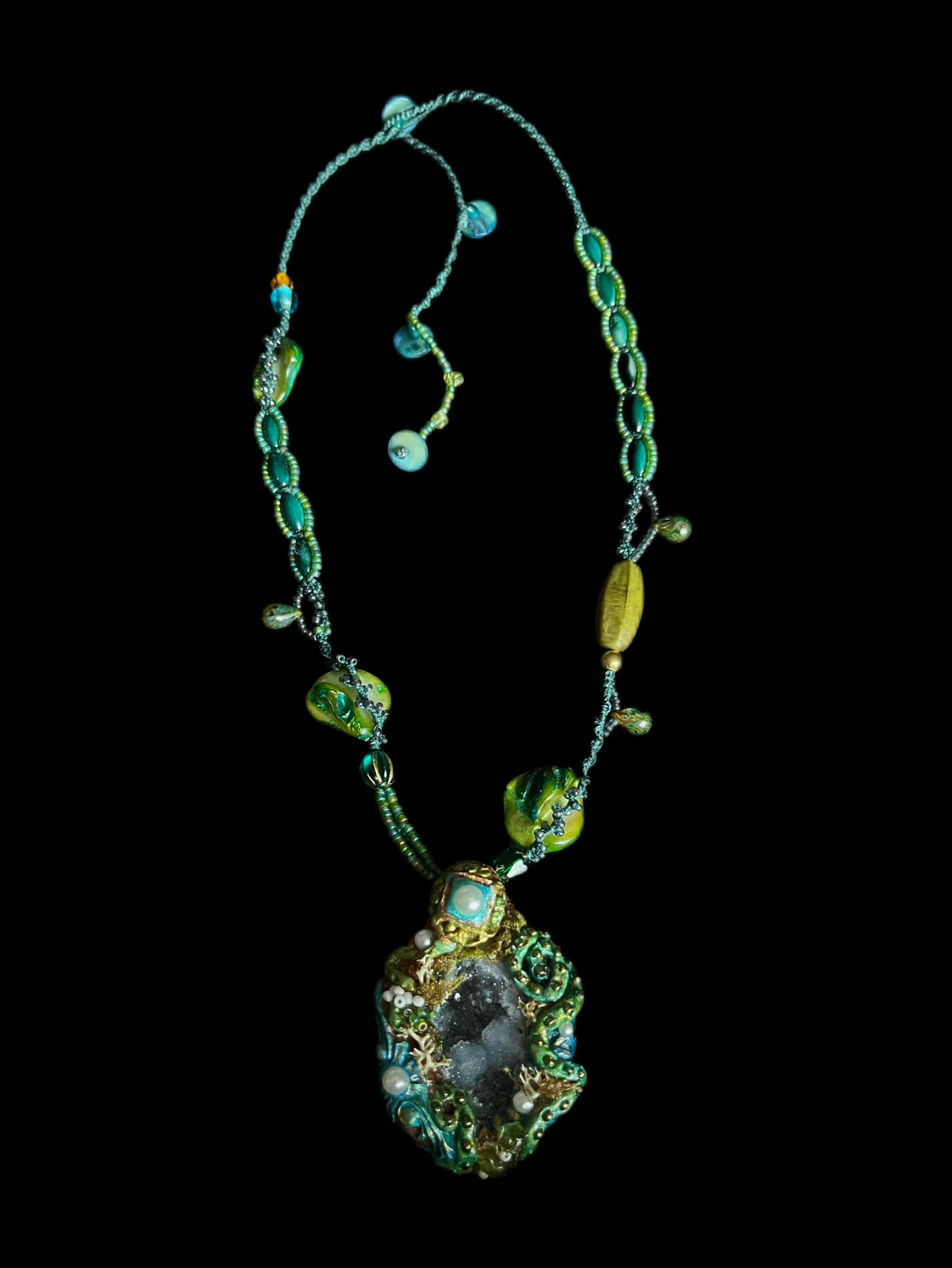 Rainforest Crystal Necklace – Hand-Painted Stone Amulet from the forest