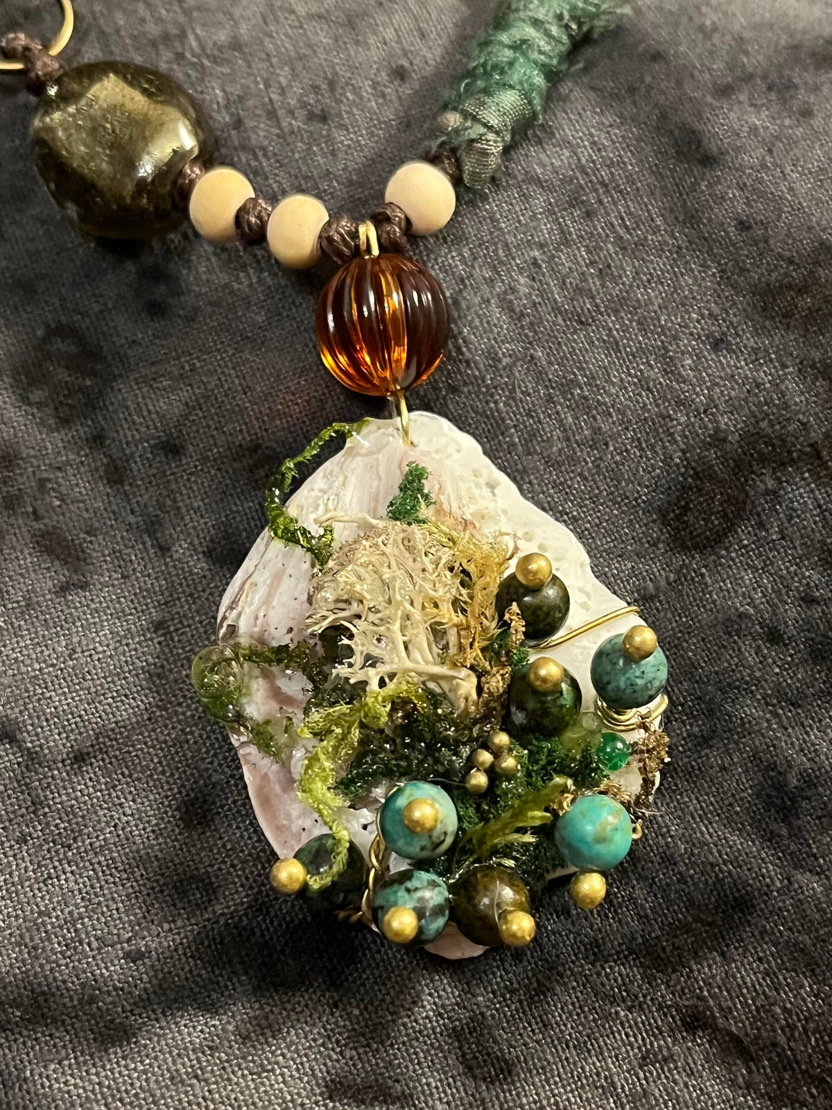Bold Statement Shell & Malachite Beaded Pendant Necklace